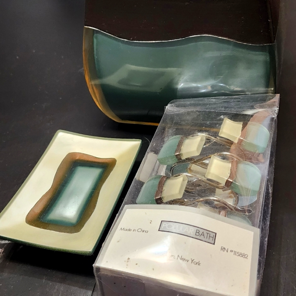 Bathroom set.